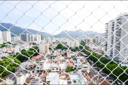 Apartamento para alugar com 180m², 3 quartos e 1 vaga Apartamento para alugar com 180m², 3 quartos e 1 vagaSuíte