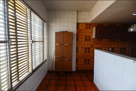 Apartamento para alugar com 180m², 3 quartos e 1 vaga Apartamento para alugar com 180m², 3 quartos e 1 vagaÁrea de Serviço