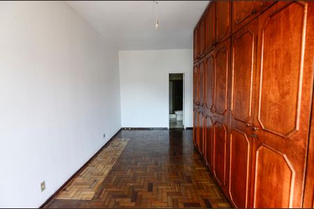 Apartamento para alugar com 180m², 3 quartos e 1 vaga Apartamento para alugar com 180m², 3 quartos e 1 vagaSuíte