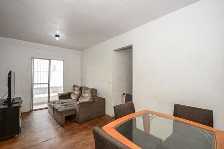 Apartamento à venda com 76m², 2 quartos e 1 vagaSala