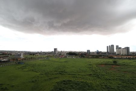 Apartamento para alugar com 86m², 2 quartos e 2 vagasVista