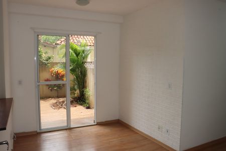 Apartamento para alugar com 2 quartos, 63m² em Roselândia, Cotia