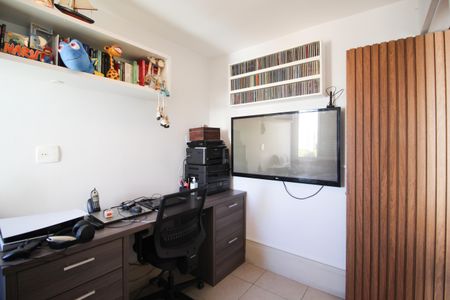 Apartamento à venda com 82m², 2 quartos e 1 vagaQuarto 