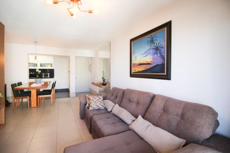 Apartamento à venda com 82m², 2 quartos e 1 vagaSala