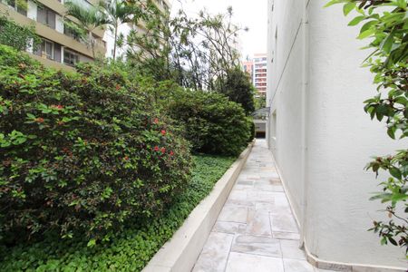 Apartamento à venda com 82m², 2 quartos e 1 vagaÁrea comum