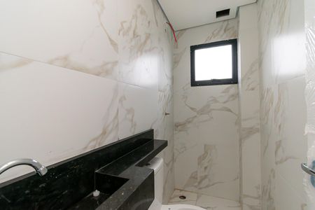 Apartamento à venda com 45m², 2 quartos e sem vagaBanheiro