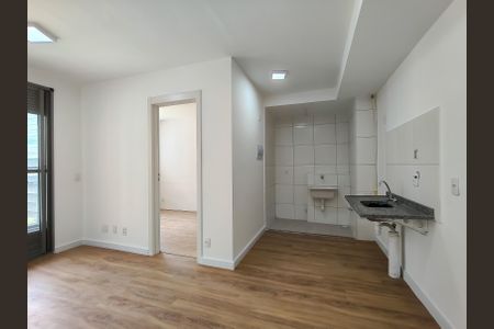 Sala de apartamento para alugar com 2 quartos, 42m² em Santo Cristo, Rio de Janeiro