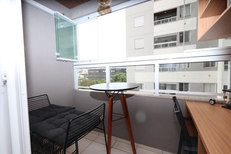 Varanda de apartamento à venda com 2 quartos, 50m² em Vila Metalúrgica, São Paulo