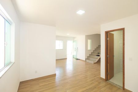 Casa para alugar com 163m², 3 quartos e 2 vagasSala