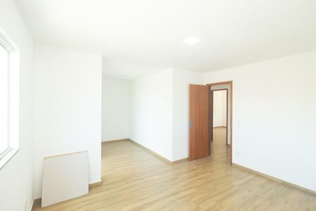 Casa para alugar com 163m², 3 quartos e 2 vagasSuíte