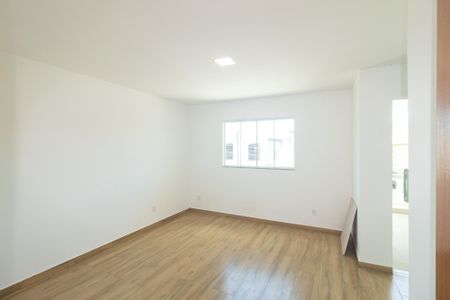 Casa para alugar com 163m², 3 quartos e 2 vagasSuíte