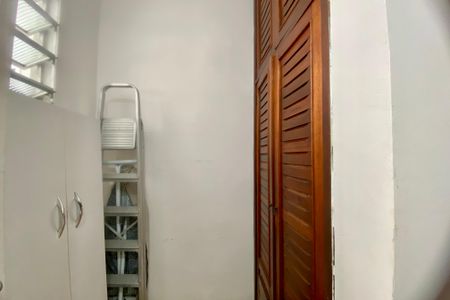 Apartamento à venda com 188m², 4 quartos e 2 vagas Apartamento à venda com 188m², 4 quartos e 2 vagasQuarto de Serviço