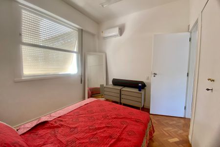 Apartamento à venda com 188m², 4 quartos e 2 vagas Apartamento à venda com 188m², 4 quartos e 2 vagasQuarto 1