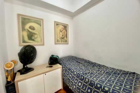 Apartamento à venda com 188m², 4 quartos e 2 vagas Apartamento à venda com 188m², 4 quartos e 2 vagasQuarto de Serviço