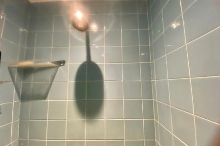 Apartamento à venda com 188m², 4 quartos e 2 vagas Apartamento à venda com 188m², 4 quartos e 2 vagasBanheiro social 1