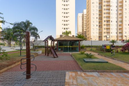 Apartamento para alugar com 68m², 2 quartos e 1 vagaÁrea comum - Playground