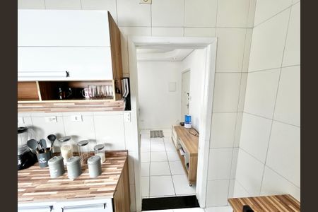 Apartamento para alugar com 60m², 2 quartos e sem vaga Apartamento para alugar com 60m², 2 quartos e sem vagaCozinha e Área de Serviço