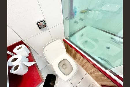 Apartamento para alugar com 60m², 2 quartos e sem vaga Apartamento para alugar com 60m², 2 quartos e sem vagaBanheiro