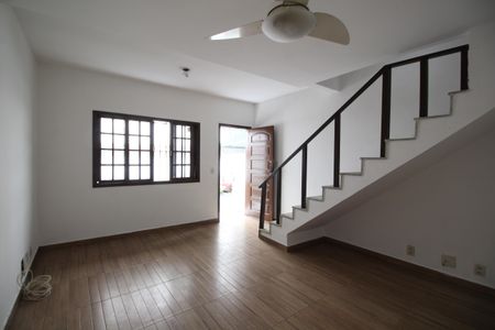 Sala de casa de condomínio à venda com 2 quartos, 81m² em Taquara, Rio de Janeiro