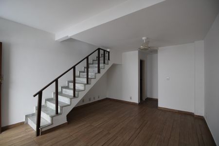 Sala de casa de condomínio à venda com 2 quartos, 81m² em Taquara, Rio de Janeiro