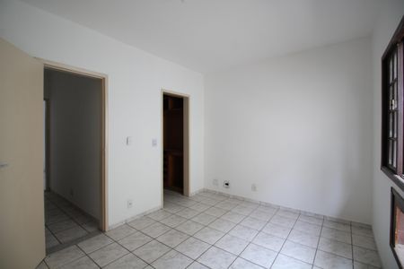 Casa de condomínio à venda com 81m², 2 quartos e 1 vagaQuarto 2