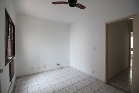 Casa de condomínio à venda com 81m², 2 quartos e 1 vagaQuarto 1