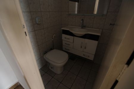 Casa de condomínio à venda com 81m², 2 quartos e 1 vagaLavabo