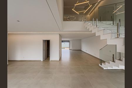 Casa à venda com 400m², 4 quartos e 5 vagas Casa à venda com 400m², 4 quartos e 5 vagasFoto 04