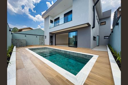 Casa à venda com 400m², 4 quartos e 5 vagas Casa à venda com 400m², 4 quartos e 5 vagasFoto 32