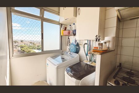 Apartamento à venda com 48m², 2 quartos e 1 vagaCozinha e Área de Serviço