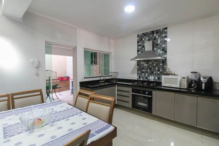 Casa de condomínio à venda com 310m², 3 quartos e 3 vagasCozinha