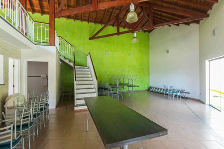 Casa de condomínio à venda com 310m², 3 quartos e 3 vagasÁrea comum - Salão de festas