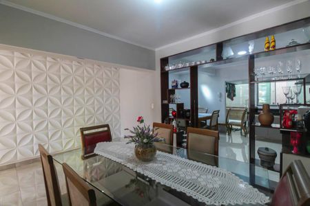 Casa de condomínio à venda com 310m², 3 quartos e 3 vagasSala de Jantar