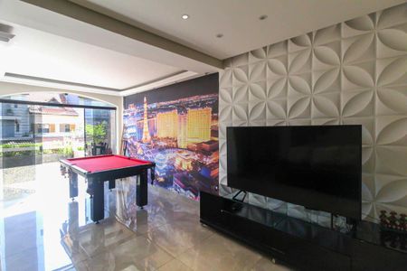 Sala de casa de condomínio à venda com 3 quartos, 310m² em Jardim Angela (zona Leste), São Paulo