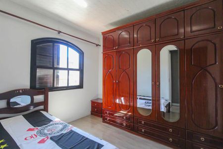 Casa de condomínio à venda com 310m², 3 quartos e 3 vagasQuarto 2