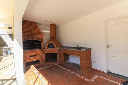 Casa de condomínio à venda com 310m², 3 quartos e 3 vagasChurrasqueira