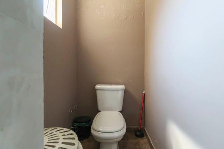 Casa de condomínio à venda com 310m², 3 quartos e 3 vagasBanheiro da Suíte