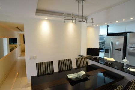 Apartamento para alugar com 127m², 2 quartos e 2 vagasSala