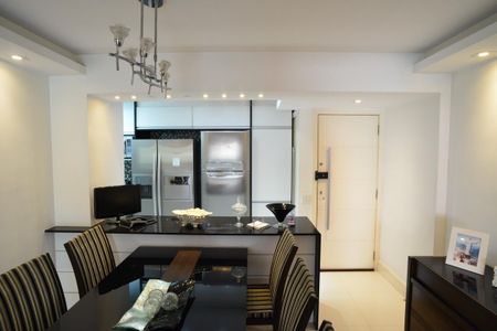 Sala de apartamento para alugar com 2 quartos, 127m² em Barra da Tijuca, Rio de Janeiro