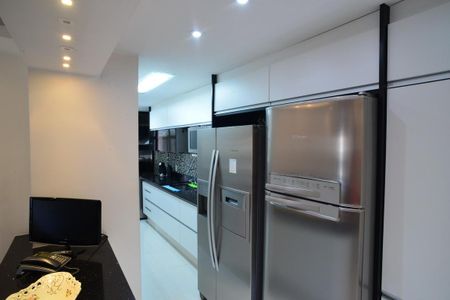 Apartamento para alugar com 127m², 2 quartos e 2 vagasCozinha