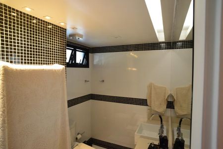 Apartamento para alugar com 127m², 2 quartos e 2 vagasBanheiro Suíte Principal