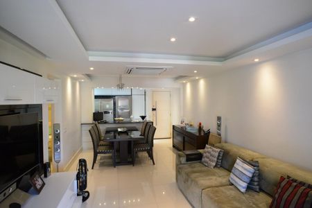 Sala de apartamento para alugar com 2 quartos, 127m² em Barra da Tijuca, Rio de Janeiro