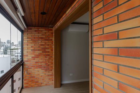 Sacada de apartamento à venda com 1 quarto, 42m² em Vila Nova Conceição, São Paulo