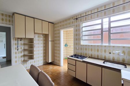 Apartamento para alugar com 72m², 2 quartos e 1 vagaCozinha 