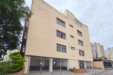 Apartamento para alugar com 72m², 2 quartos e 1 vagaFachada