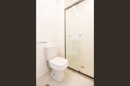 Apartamento para alugar com 58m², 2 quartos e 1 vaga Apartamento para alugar com 58m², 2 quartos e 1 vagaBanheiro da Suíte