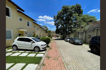 Casa de condomínio para alugar com 160m², 3 quartos e 3 vagas Casa de condomínio para alugar com 160m², 3 quartos e 3 vagasÁrea externa