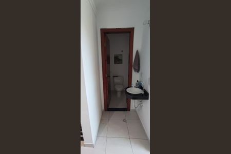 Casa de condomínio para alugar com 160m², 3 quartos e 3 vagas Casa de condomínio para alugar com 160m², 3 quartos e 3 vagasBanheiro