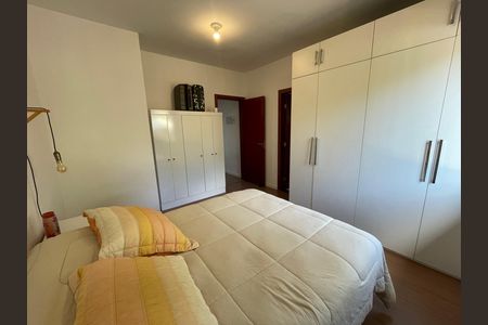 Casa de condomínio para alugar com 160m², 3 quartos e 3 vagas Casa de condomínio para alugar com 160m², 3 quartos e 3 vagasQuarto
