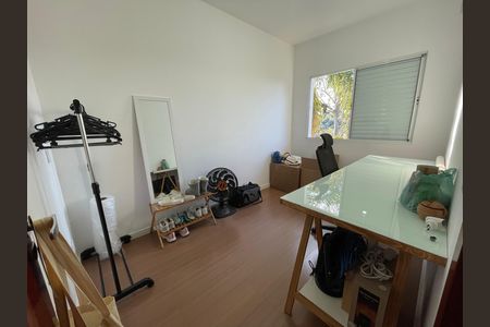 Casa de condomínio para alugar com 160m², 3 quartos e 3 vagas Casa de condomínio para alugar com 160m², 3 quartos e 3 vagasQuarto
